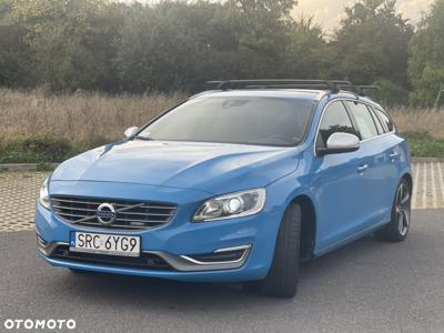 Volvo V60 D4 R-Design