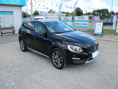 Volvo V60 I Kombi Facelifting 2.0 D3 DRIVE-E 150KM 2017