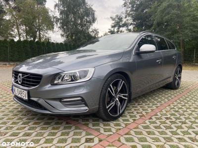 Volvo V60 T2 Geartronic Momentum