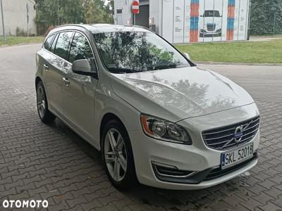 Volvo V60 T5 Drive-E Momentum