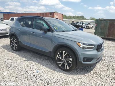 Volvo XC 40 T5 AWD R-Design