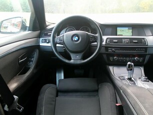 BMW 520 F10 M PAKIET 2.0 D 184 KM Automat CZYTA Znak DOCIĄGI Alu 20 Cal SERWIS