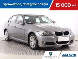 BMW Seria 3 E90-91-92-93 Limuzyna E90 318i 143KM 2010