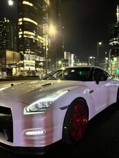 Nissan GTR R35 700km 900nm