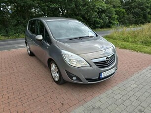 Opel Meriva 1,4 benzynka 140 KM z oryginalnym przebiegiem 127 tys km !