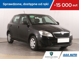 Skoda Fabia II Hatchback Facelifting 1.4 16V 85KM 2013