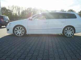 Volkswagen Passat 4 MOTION R-LINE HIGLINE 2,0 140 KM Sóra ksenon alufelgi 19