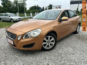 Volvo S60 Super stan