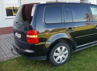 VW TOURAN 2,0 TDI-BKD+KLIMA+HAK !!!