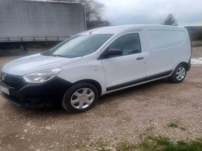 Dacia Dokker minibus