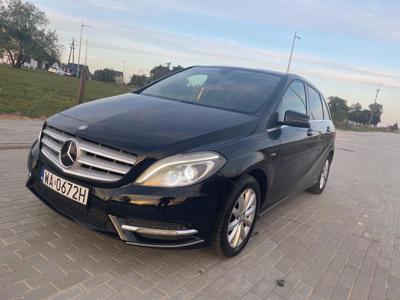 Mercedes B klasa w 246 1.8 diesel. Super stan!