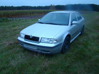 Skoda Octavia 1.6B rok 99 tylko 64tys przebiegu