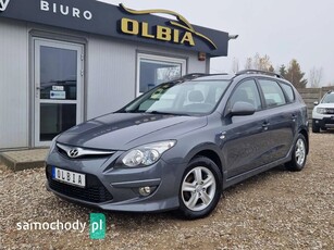 Hyundai i30 i30cw 1.6 CRDi blue Classic