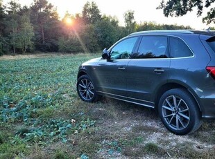 sprzedam Audi Q5 stan idealny