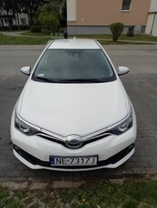 Sprzedam Toyota Auris Hybryd