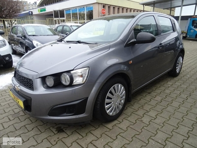 Chevrolet Aveo II (T300) Samochód z polskiego salonu z niedużym przebiegiem.