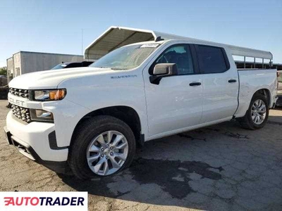 Chevrolet Silverado 2.0 benzyna 2022r. (FRESNO)