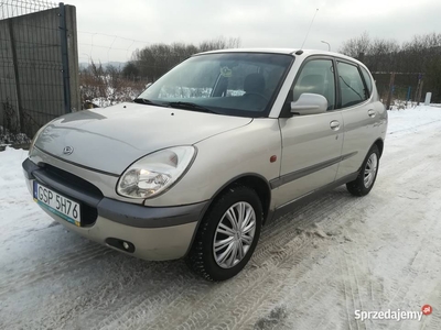 Daihatsu Sirion 1,0 benzyna klimatyzacja elektryka ładny