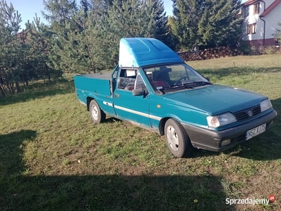 Elegancki Polonez Truck LPG hak zlombol. Polskie ohv