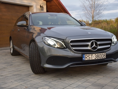 Mercedes-Benz Klasa E W213 9G-TRONIC Avantgarde