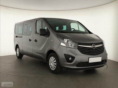 Opel Vivaro , L2H1, 9 Miejsc