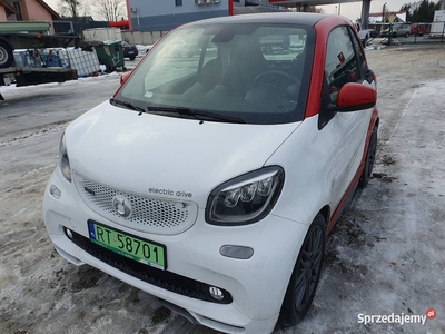 SMART EQ ELEKTRYCZNY FORTWO BRABUS KLIMA NAVI SKORA KAMERA