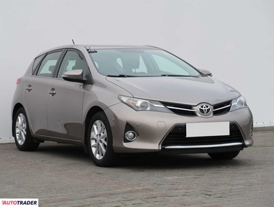 Toyota Auris 1.6 130 KM 2013r. (Piaseczno)