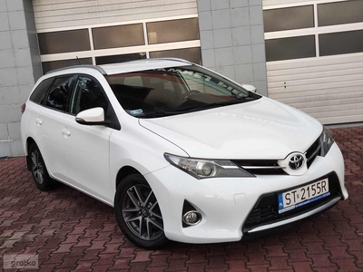 Toyota Auris II Toyota Auris 1.6 benzyna,automat,salon polska,navi