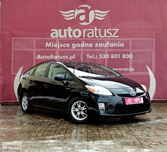 Toyota Prius III Hybryda / Mały przebieg / Zarejestrowana / Gwarancja 12 mieś