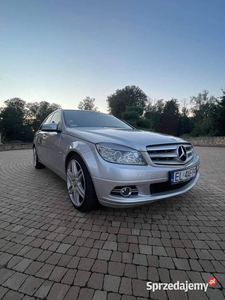 2009 Mercedes-Benz w204