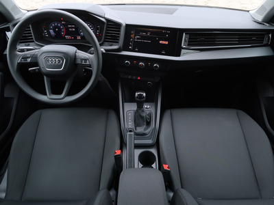 Audi A1 2020 1.0 TFSI ultra 29474km ABS klimatyzacja manualna