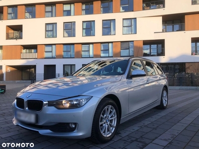 BMW Seria 3 318d DPF Touring