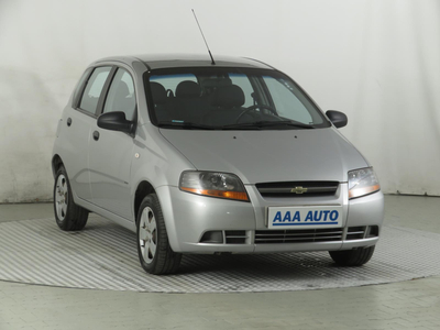 Chevrolet Aveo 2004 1.2 i 132922km srebrny