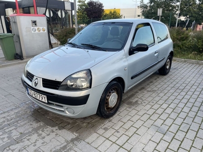 Clio 2 04r 1.2 16v