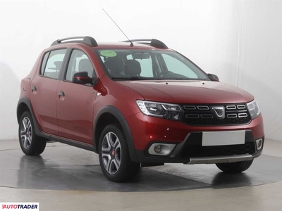 Dacia Sandero 0.9 88 KM 2019r. (Piaseczno)