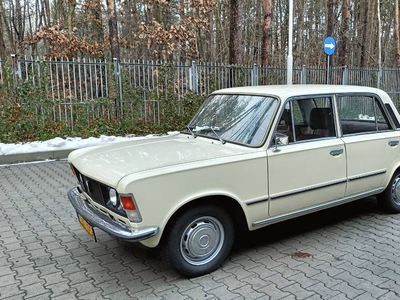 Fiat 125p z Węgier stan kolekcjonerski