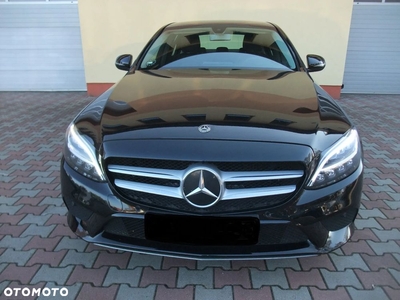 Mercedes-Benz Klasa C 220 d 9G-TRONIC