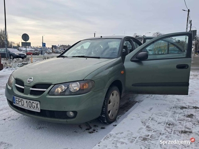 NISSAN almera 1,8 B + G . klima