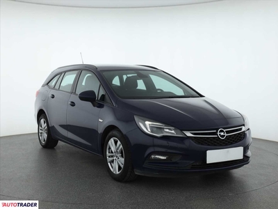 Opel Astra 1.6 108 KM 2017r. (Piaseczno)