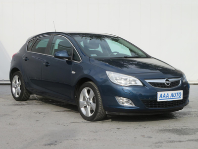 Opel Astra 2012 1.4 T 138785km ABS