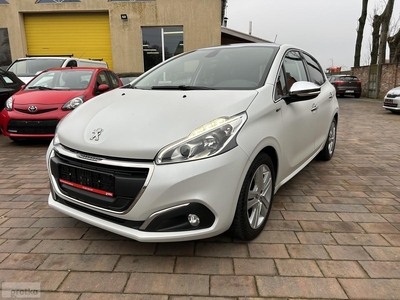 Peugeot 208 I 1.2-Vti-Automatic-Klimatronic-Panoramadach