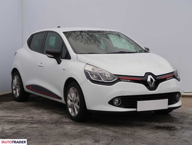 Renault Clio 0.9 88 KM 2015r. (Piaseczno)