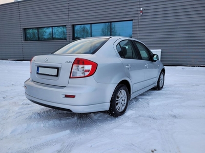 Suzuki SX4 1.6 Benzyna, Polski salon. Super stan. 2 KPL Opon