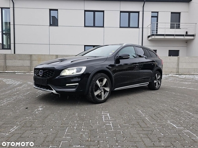 Volvo V60 Cross Country D4 AWD Geartronic Summum