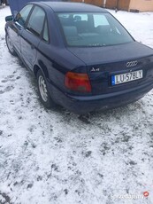 Audi a4 1.6 benzyna