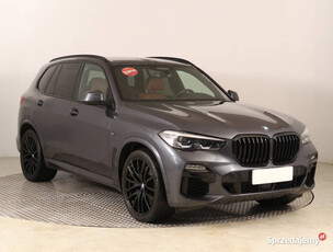 BMW X5 M50d