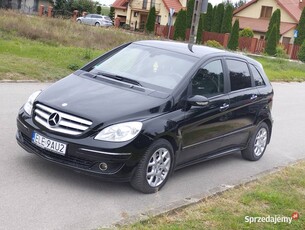 Mercedes Benz B 180 ładny zadbany dofinansowany