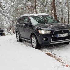 Mitsubishi Outlander 7 osobowy