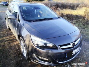 OPEL ASTRA J LIFT 2013 R 2.0 CDTI