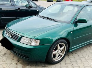 Sprzedam Audi A3 1.6 benzyna z gazem 2001 rok